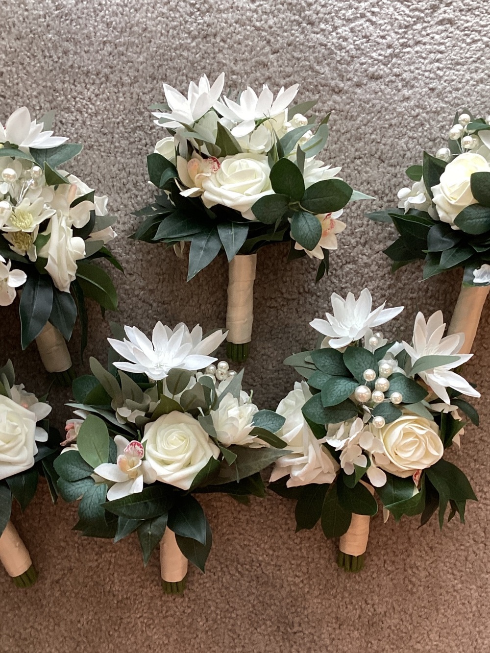 Elegant White Rose and Greenery Bouquet - 6 included - Picture 6 of 6